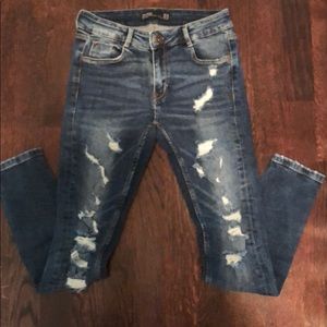 Zara Skinny Distressed Jeans Size 4 Barely Worn